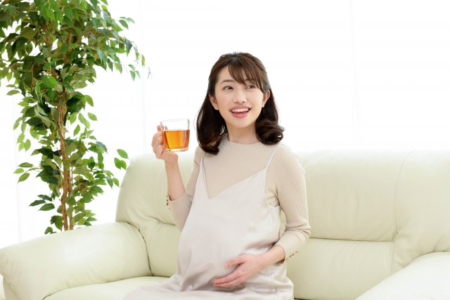 妊活中にたんぽぽ茶が支持される3つの効果